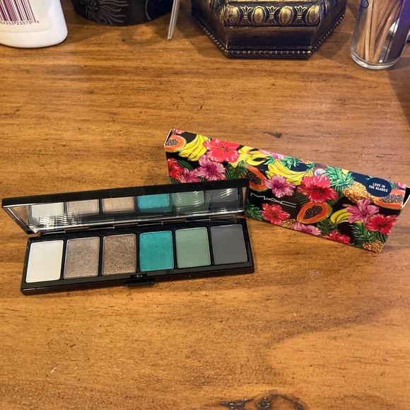 MAC Cosmetics Makeup Mac Fruity Juicy Love In The Glades Eyeshadow